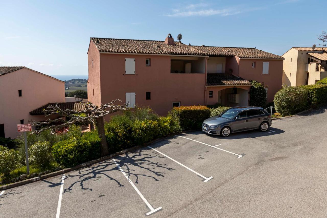 Le Petit Vue Mer La Croix-Valmer Exterior photo
